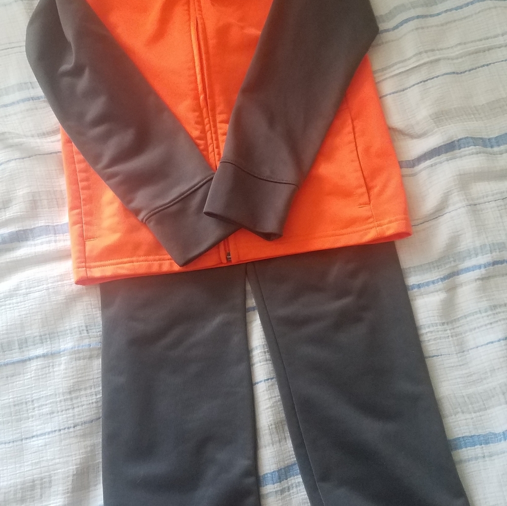 Boys Under Armour track suit set.